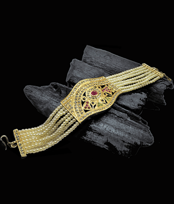 gilher- Gold Bracelet (Pack of 1)