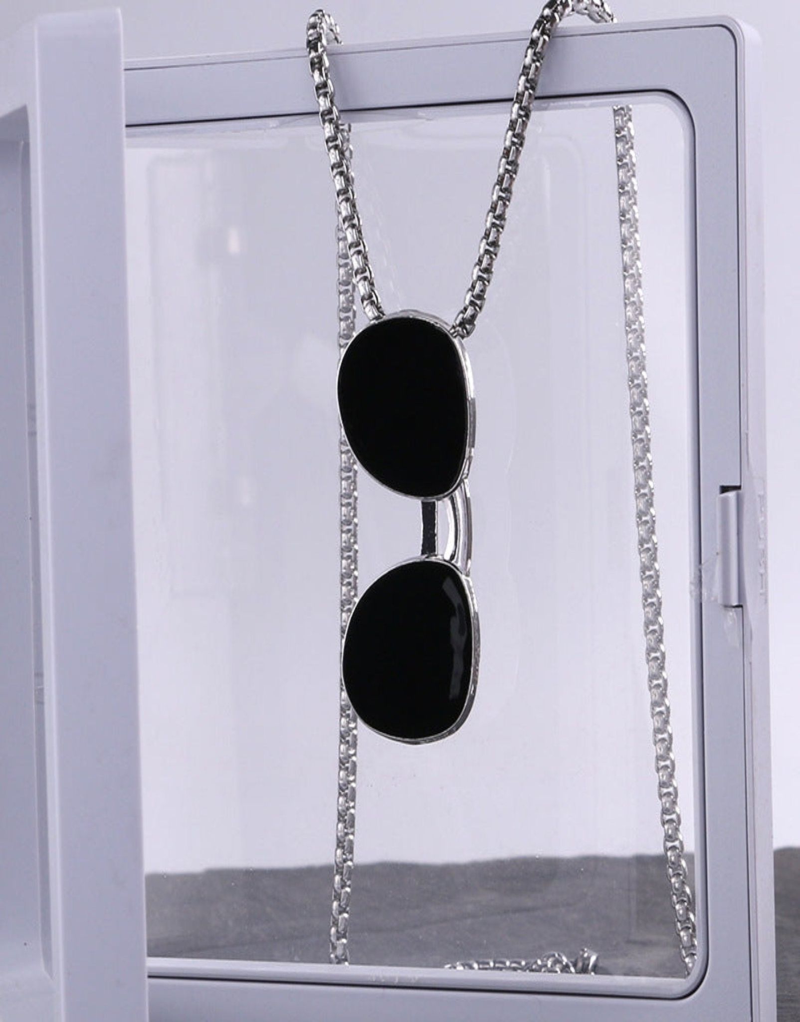 Hud Hud Dabangg Pendant-With Box Chain / Silver