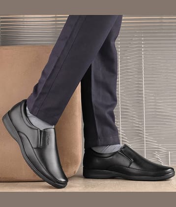 jactooz Black Men's Slip On Formal Shoes