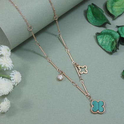Stainless Steel Clover Pendent Necklace - STNK 5473