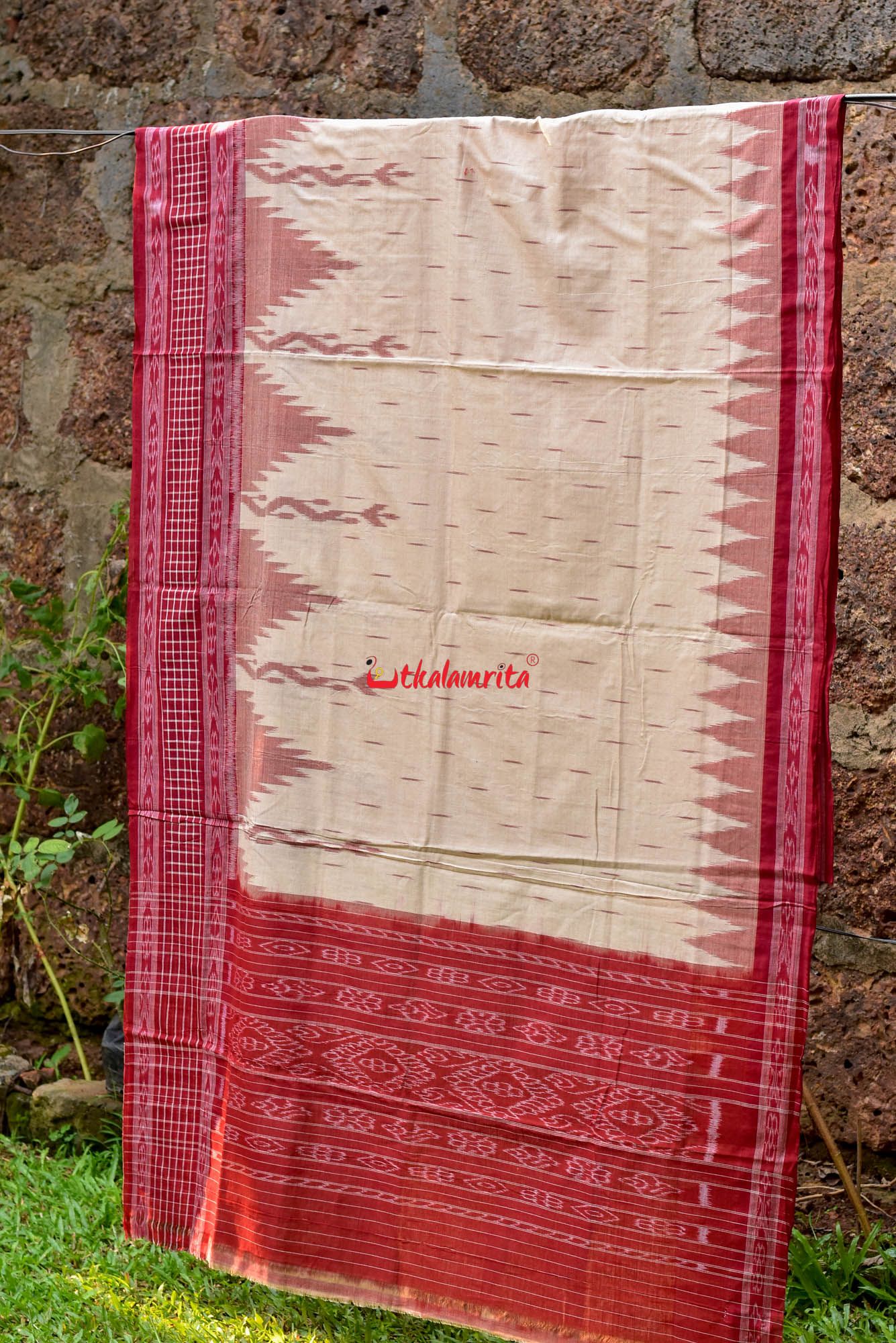 Off White Maroon Check Daali Scot Khandua Cotton Saree