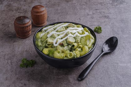 Pesto Mac & Cheese With Chicken Sausage Bowl