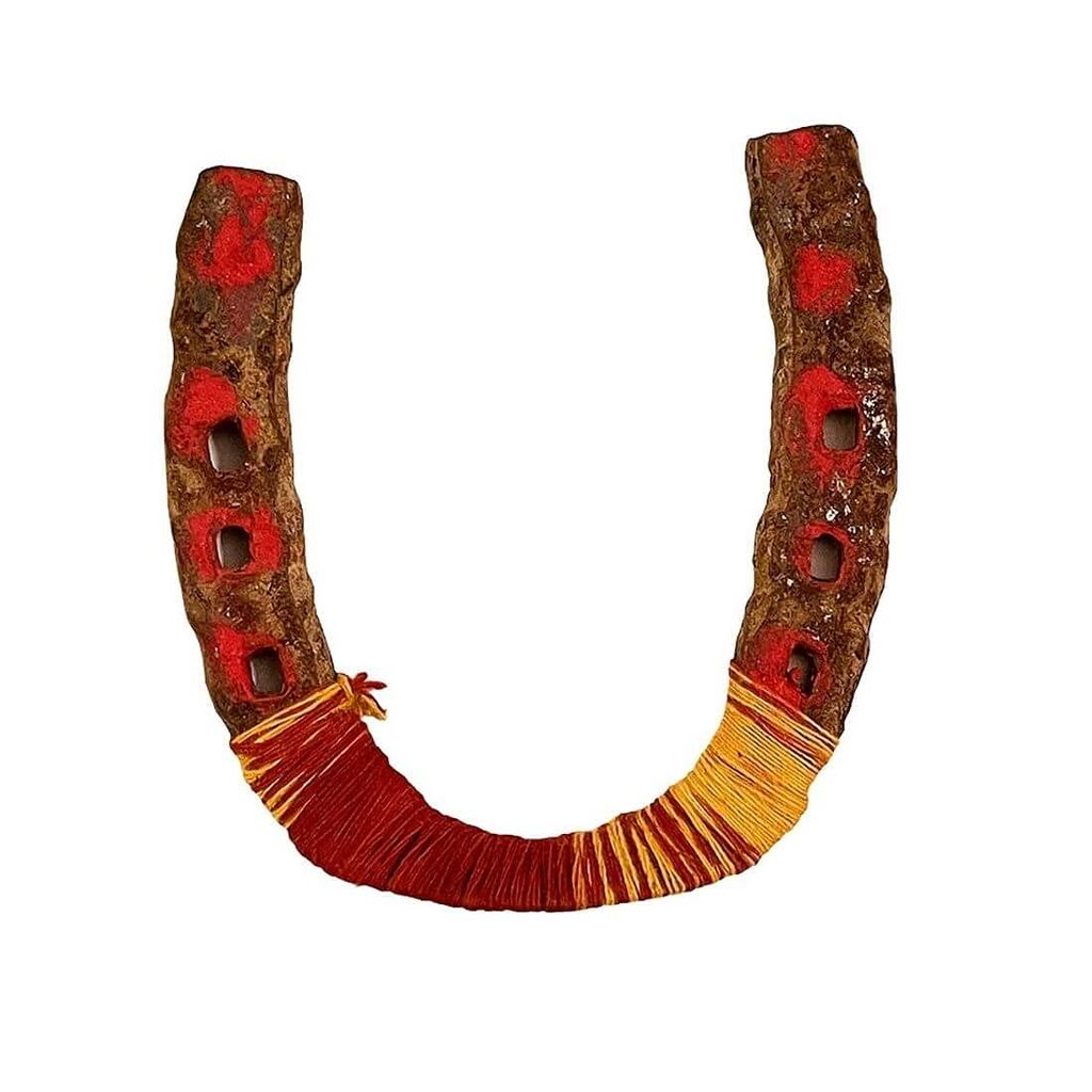 MAYAPURI Mantra Siddha Kale Godhe ki Naal/Black Horse Shoe for Good Luck (Pack of 1) - Pooja Needs | Buy online on ZillyBuy