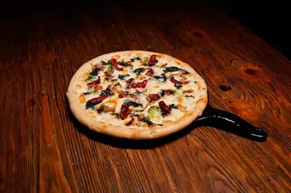 Local Super Greens Pizza [12 Inches]
