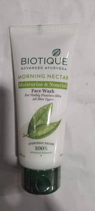 Biotique Advanced ayurveda Morning nectar Face wash 
