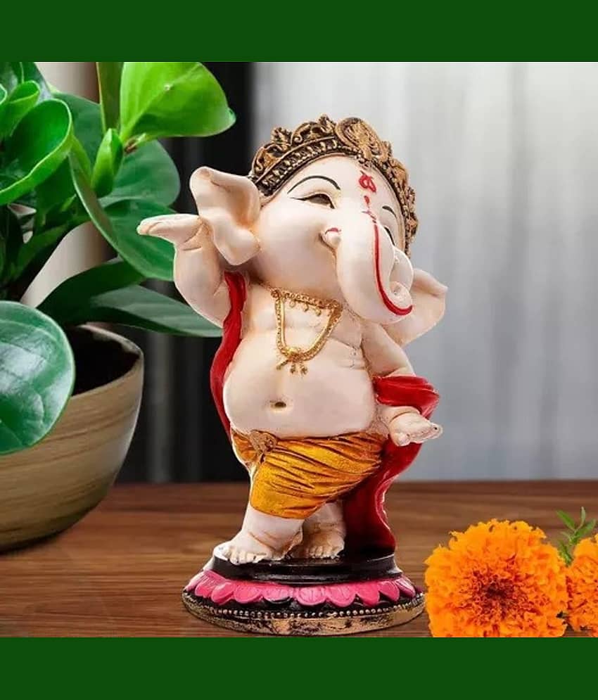 PICKARTME God Figurines 10 cm - Pack of 1