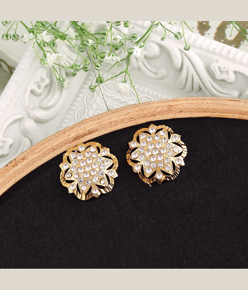 gilher White Stud Earrings ( Pack of 1 )