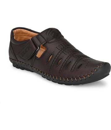 Bucik Brown Synthetic Leather Sandals