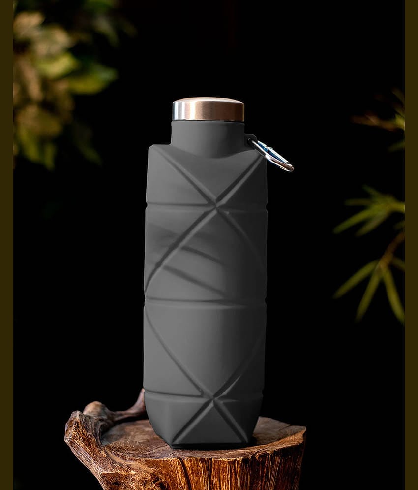 Shopeleven collapsible water bottles Grey Silicone Water Bottle 700 mL ( Set of 1 )