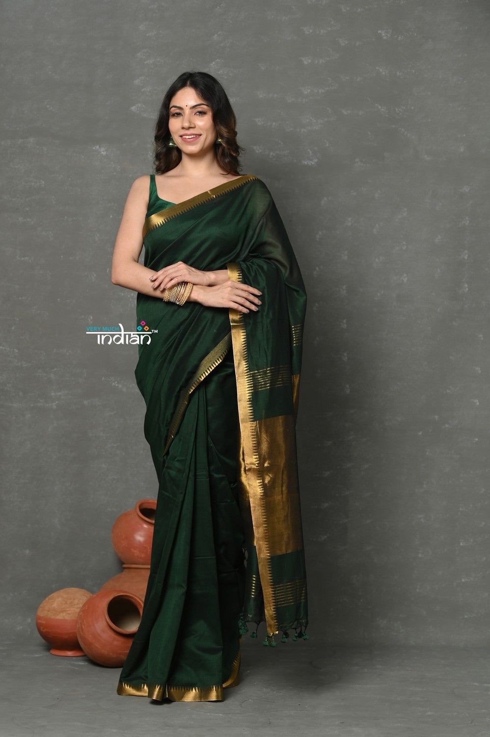 Tyohaar ~ ! High Quality Pure Mul Cotton Handloom Saree - Dark Green