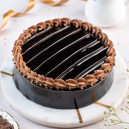 Royal Truffle Cake Half Kg