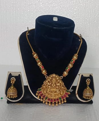 Traditional Pendant Necklace Set with Earrings