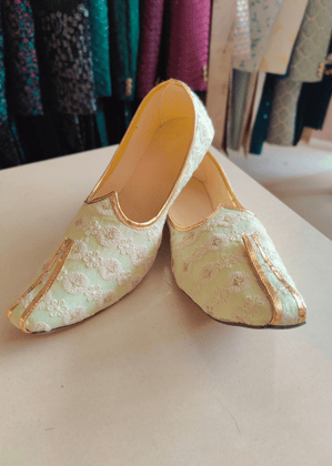 Green Mojari Jutti for Mens-LIGHT GREEN