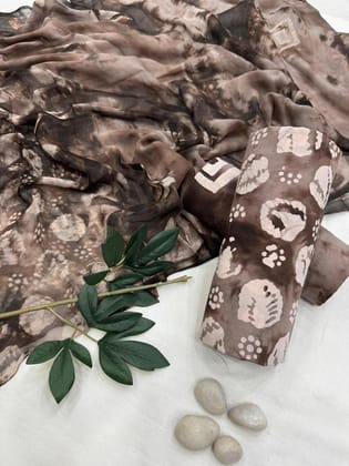 Pure Cotton Unstitched Suit With Chiffon Dupatta-As shown in picture / 2.5 mtr each / Pure cotton with chiffon dupatta