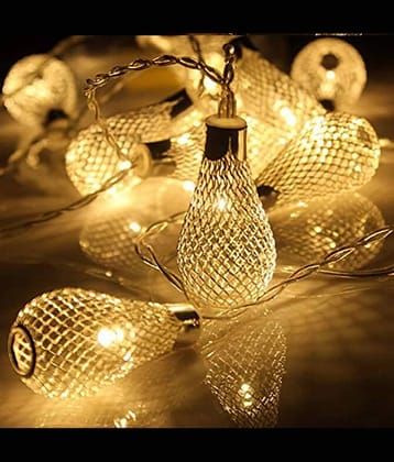MIRADH 16 Bulb Shape Led Lantern 16ft Long String Lights Yellow