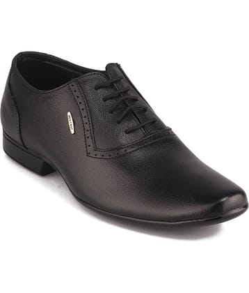 Red Chief Black Formal Shoes