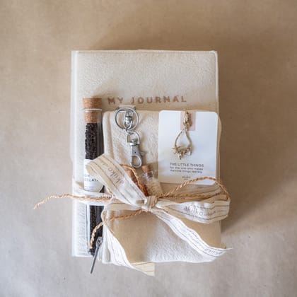 Crinkle Notes - Rakhi Gift Set for girls