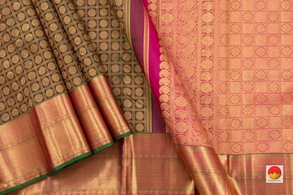 Green Kanchipuram Silk Saree Handwoven Pure Silk Pure Zari  For Wedding Wear PV G 1808