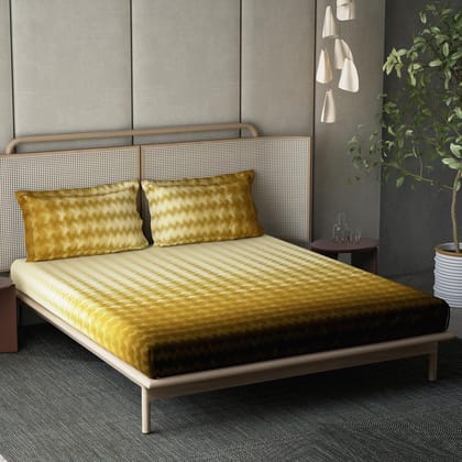 Ddecor - Pack of 1 Cotton Queen Bedsheet with 2 Pillow Covers - Yellow