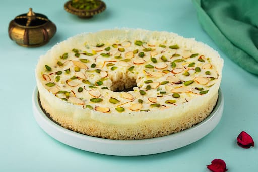 Ghewar Malai Box - 600 G