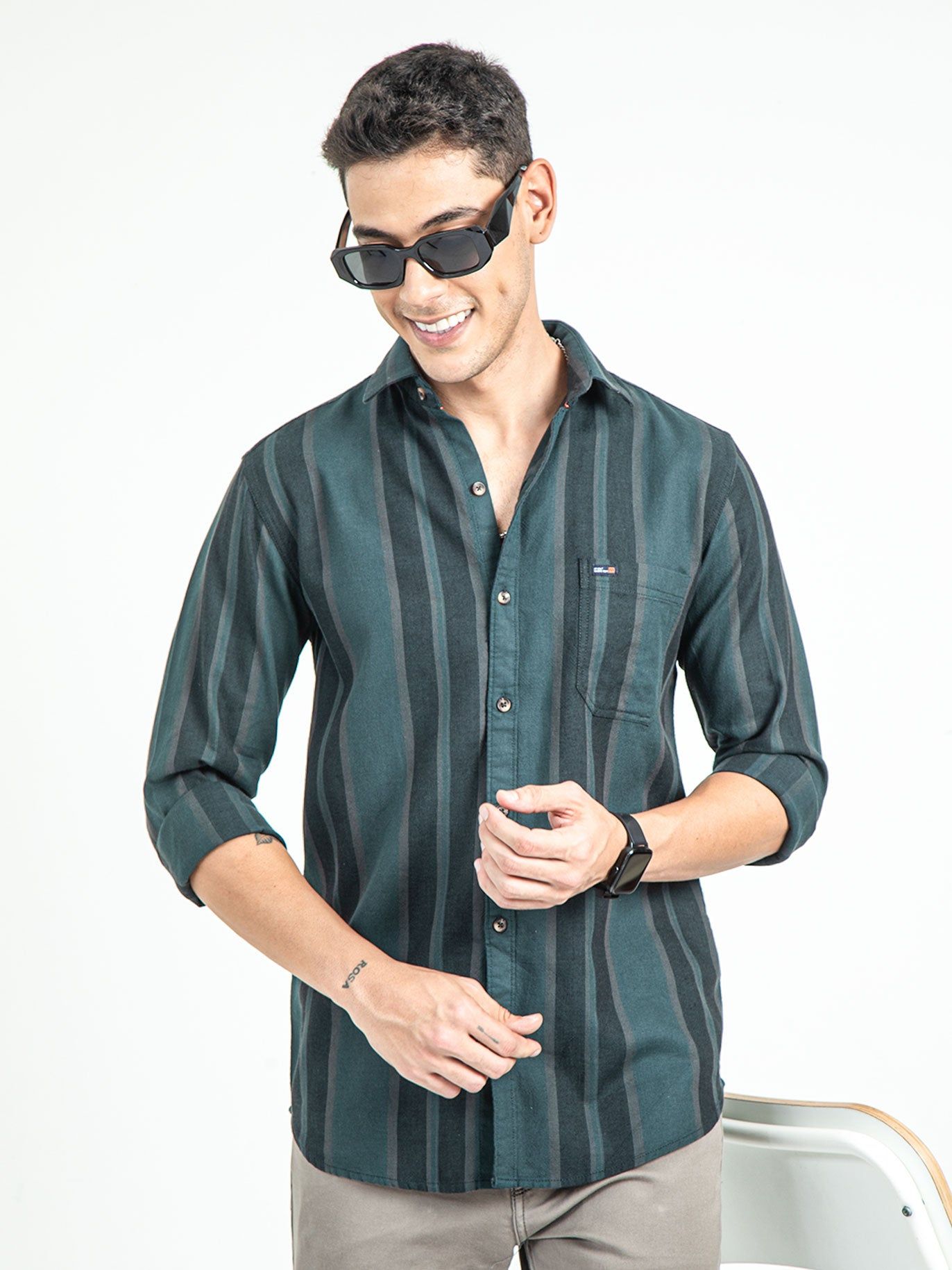 Men's Slim Fit Vertical Thick Striped Casual Pure Cotton Shirt | Rick Rogue-Green / M/38