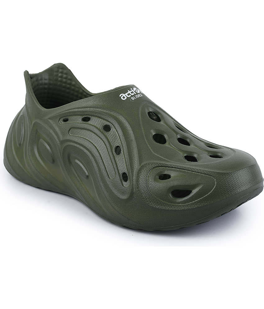 Action - Navy Men's Clogs