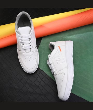 John Karsun White Men's Lifestyle