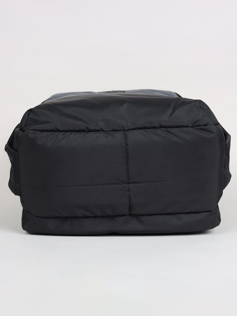 PB Pearl Bags Medium 30L Space Water Resistant 22.5 L Laptop Backpack