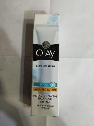 Olay Natural aura Instant With uv protection Instant glowing Radiance Cream 