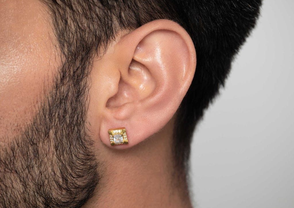 Valiant Princess Solitaire Stud For Him (1 Pc Only)