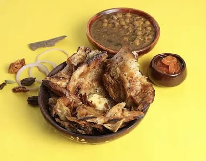Aloo Pyaaz Chur Chur Naan