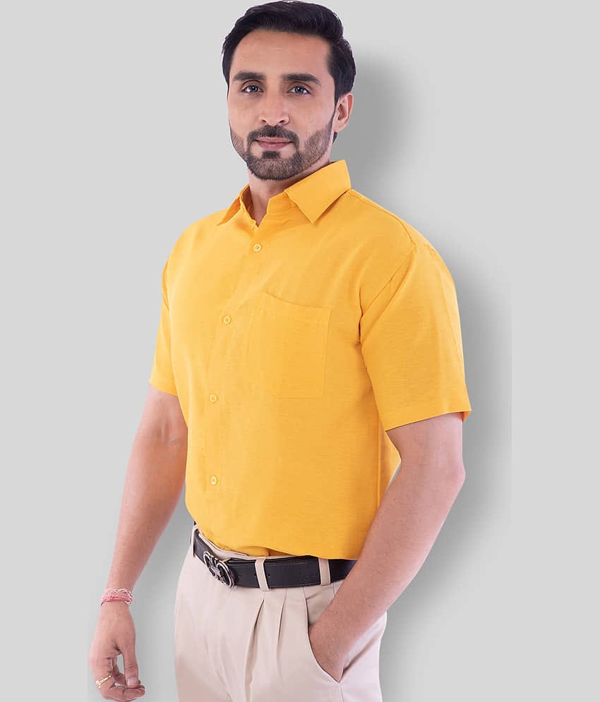 DESHBANDHU DBK - Yellow Cotton Regular Fit Men's Formal Shirt (Pack of 1)