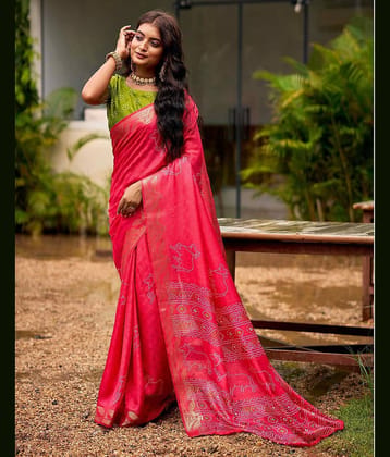 Samah Silk Blend Printed Bandhani Sarees With Unstitched Blouse Piece ( Pink )