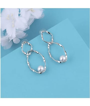 SILVER SHINE  Delicated Party Wear Stylish Earring For Girl Women