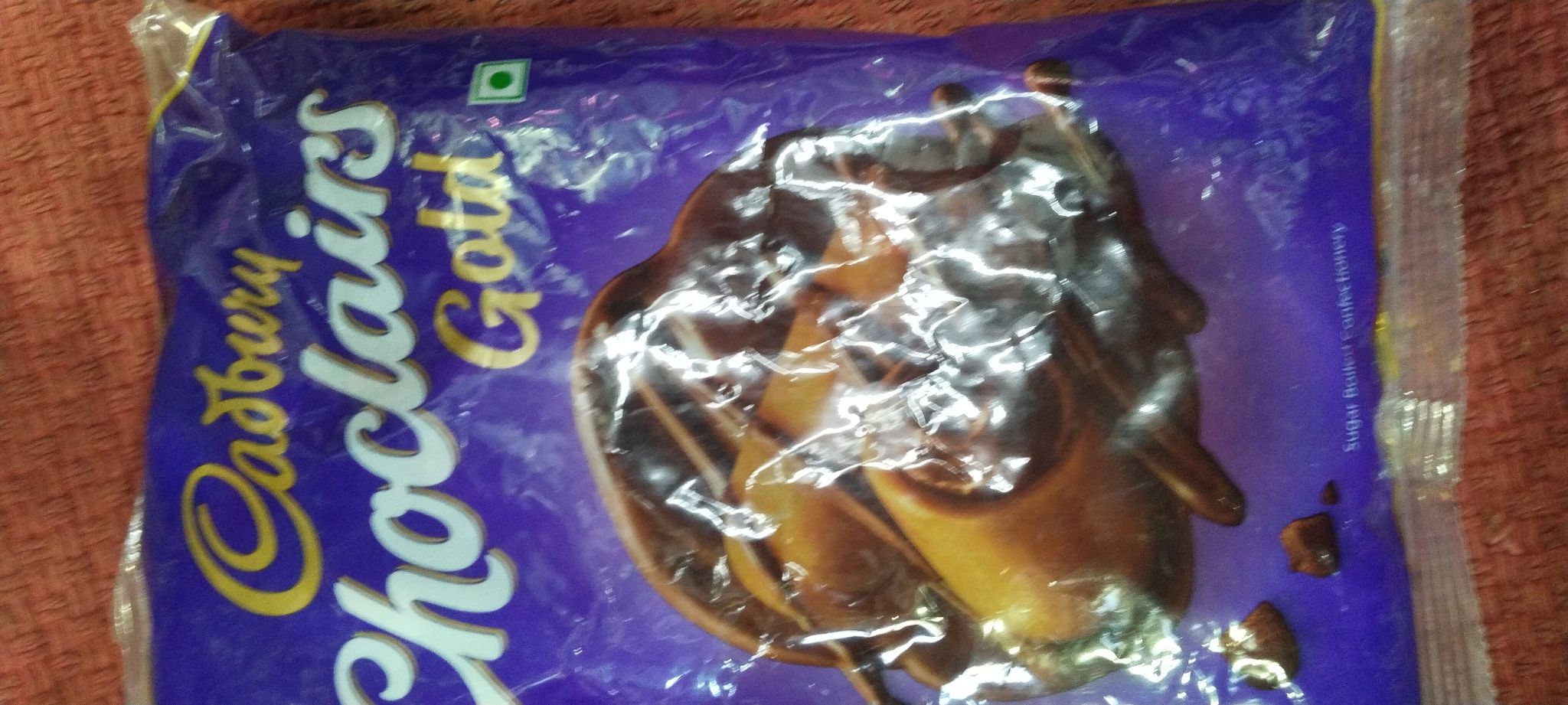 Cadbury choclairs gold toffee 