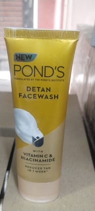 Ponds detan facewash