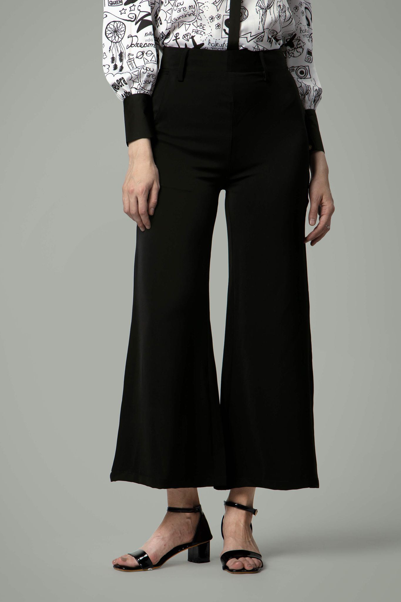 Black Regular Fit Zip Closure Bottom-XXS / Black / BT0005-PPS10001-2-NILL-NILL-NILL-NILL-THB004-FS0003-ZPH0001-NIL-NIL