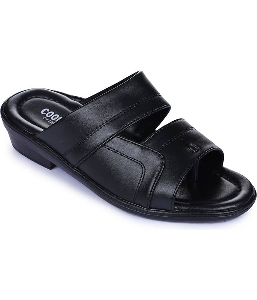 Liberty Black Flip Flops