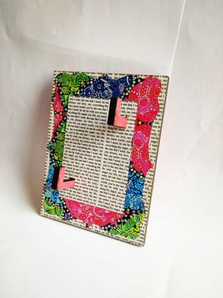 KEY HOLDER - RECTANGLE TEXT BASE WITH VIBGYORISE ARTWORK FRAME