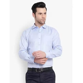 Baleshwar Men Light Blue Solid Regular Fit Casual Shirt