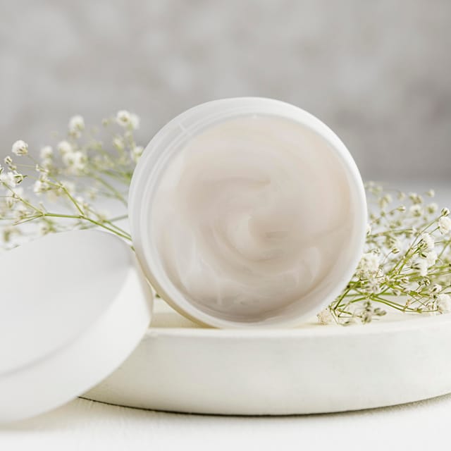 DewGlow Hydrating Cream