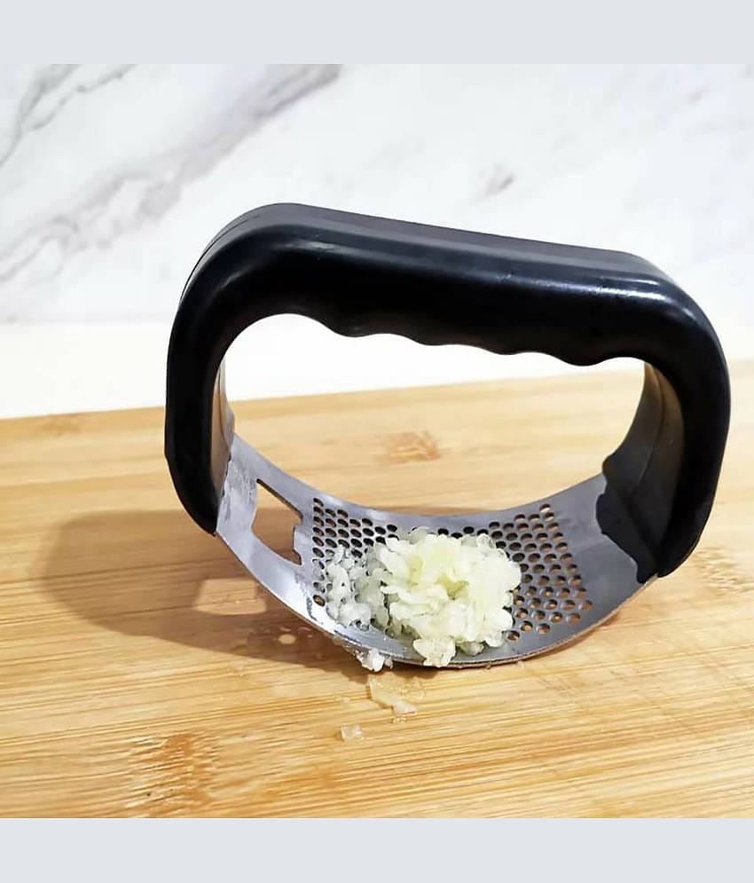 Stainless Steel Garlic Press Crusher Squeezer Mincer Chopper Kitchen Gadget