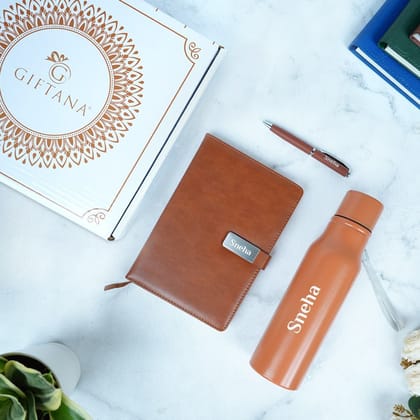Elegant Personalized Gift : Bottle, Magnet Diary & Pen Set