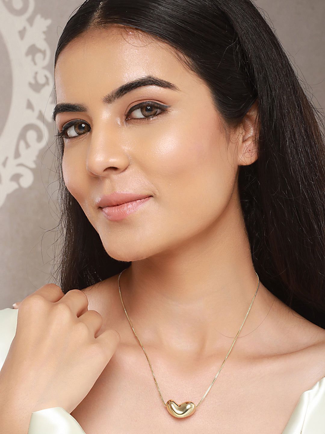 Anti-Tarnish Gold Plated Chunky Heart Pendant Chain Necklace