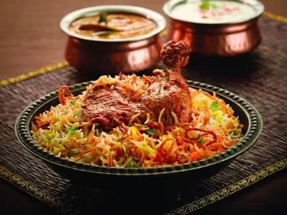 Hyderabad Chicken Dum Biryani