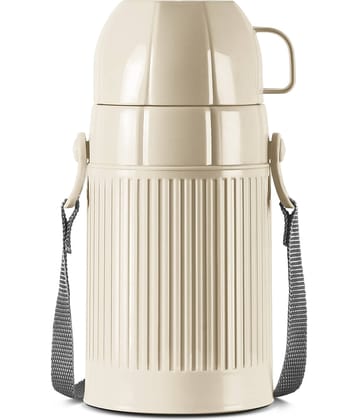 Milton Precious 500 Plastic Insulated Flask, 480 ml, Ivory | BPA Free | Food Grade | Odour Free | Easy Grip | Easy to Carry | Light Weight | School | Kids | Picnic