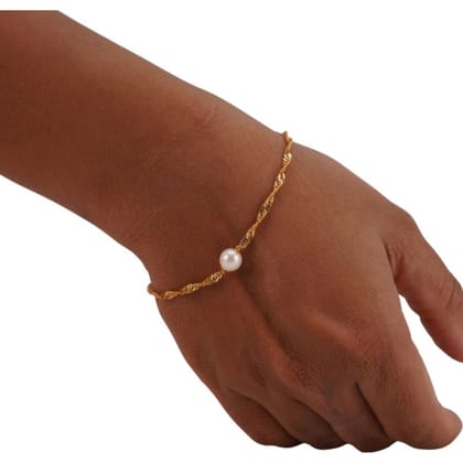 Single Pearl Bracelet