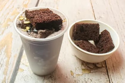 Brownie Shake [1 Bottle, 300 Ml]