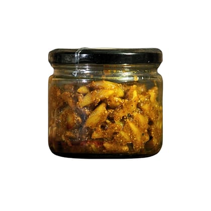 NutriEarth Garlic Pickle 250 Gms