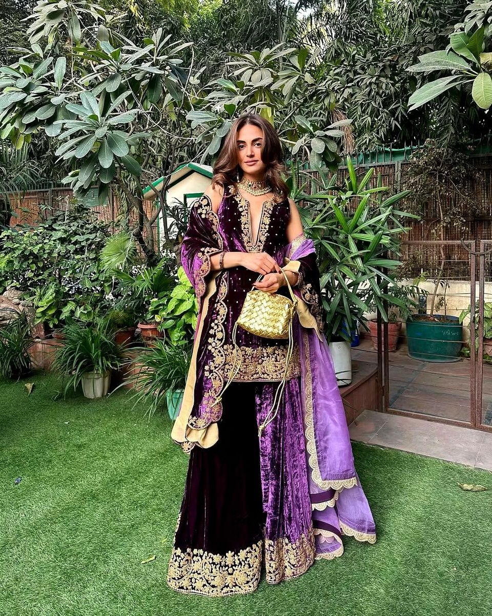 Shiv Textiles Women's Purple Velvet Suit Set with Dupatta Size L Sequence Work Party Wear Ethnic Ensemble Premium Winter Fashion Traditional Indian Outfit Ready to Wear